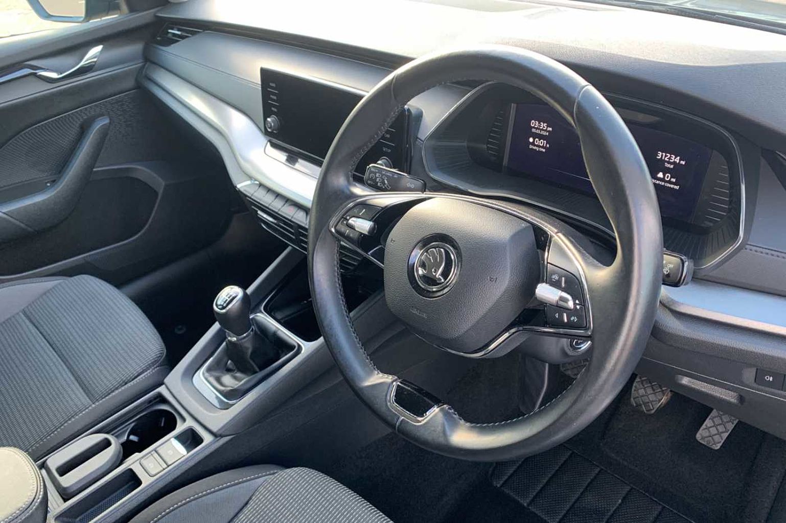 SKODA Octavia Hatchback 1.5 TSI SE First Ed ACT (150PS)